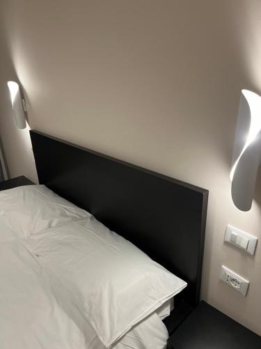 CESARE ROOMS 5