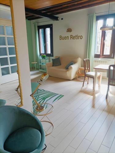 Buen Retiro Room Type - Three-Bedroom Apartment Buen Retiro Room Type - Three-Bedroom Apartment