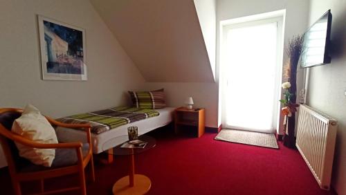 Marleen`s Bar und Zimmer