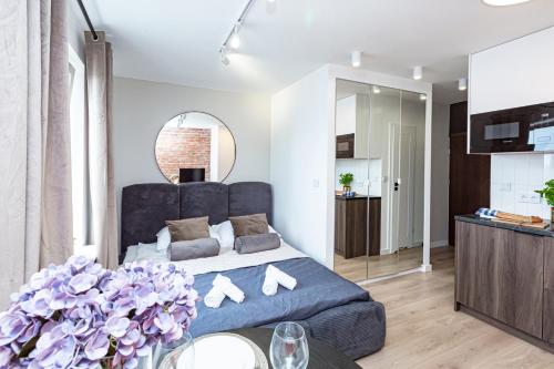Mianowskiego 24 Red - Wifi Smart TV W pełni wyposażona kuchnia, Warsaw