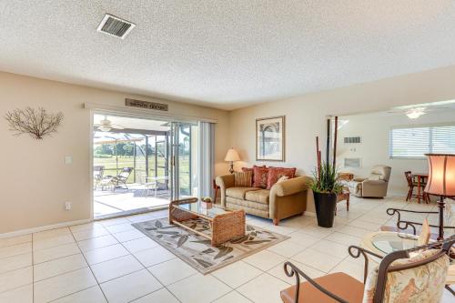 Sunny Port St Lucie Home Lanai and Golf Course View in Port Saint Lucie, USA