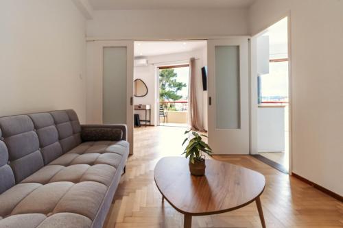 One-Bedroom Apartment with Balcony image 10