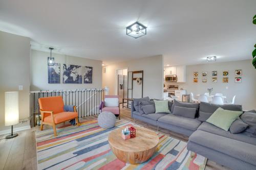 Modern Urbana Home: 2 Mi to University of Illinois