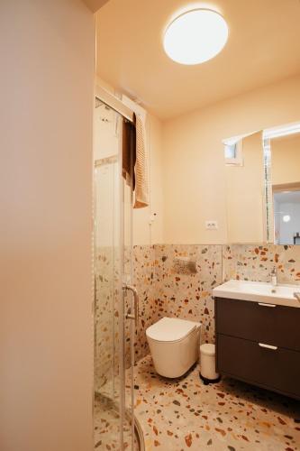 3 min to everything-Stylish-Modern-Old Fortress