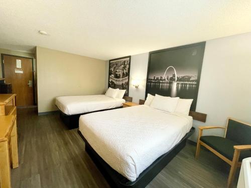 Deluxe Double Room with Two Double Beds - Non-Smoking