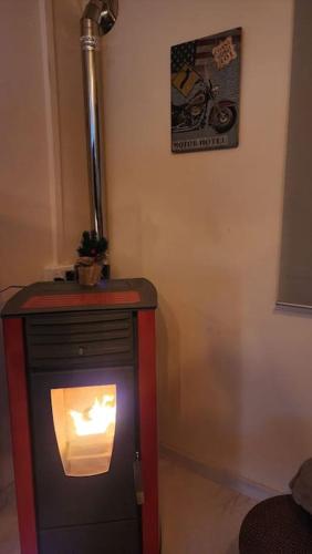 Safari House with fireplace in 阿格羅斯