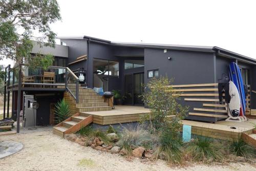 Beachside Family Surf Retreat in Dodges Ferry