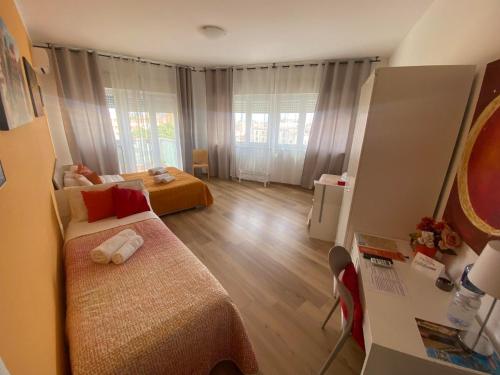 Quadruple Room with Private Bathroom image 4