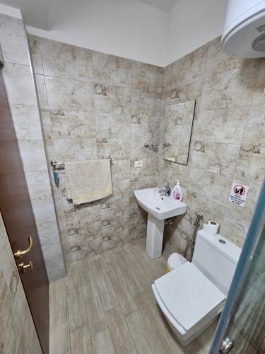 One-Bedroom House image 9