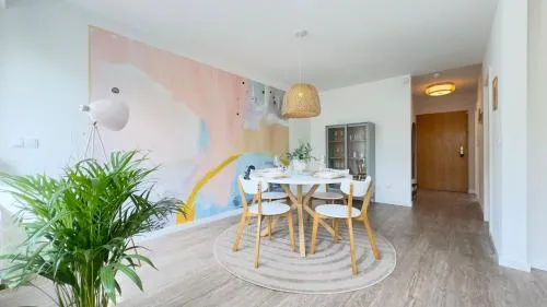 Fewo AM PARK - Boxspringbett, Balkon, SmartTV, familienfreundlich in Halle an der Saale, Deutschland