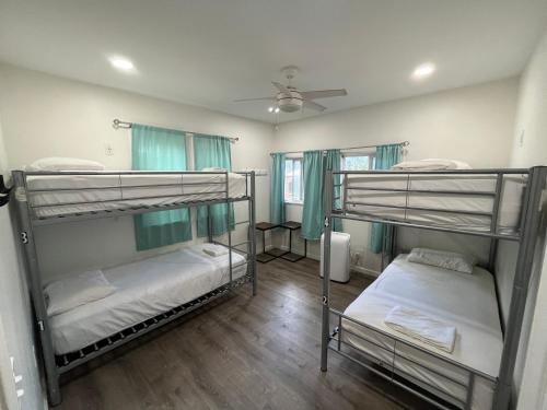 Gemeinschaftszimmer, für frauen, 4 gäste