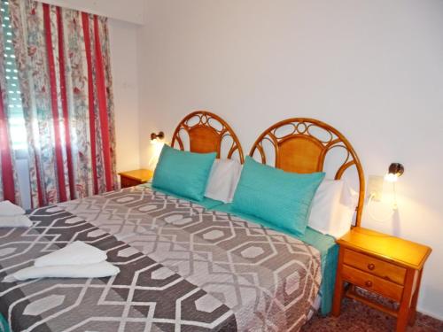 Three-Bedroom Deluxe Apartment image 10