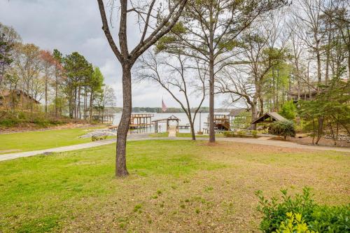 Lakefront Leesburg Home with Private Dock and Ramp!