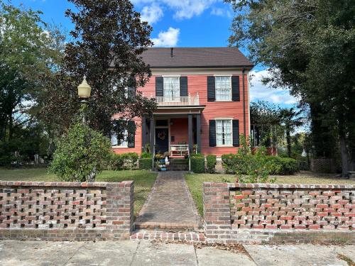 Jenny's Downtown Hideaway Bed and Breakfast in Laurel (Mississippi)