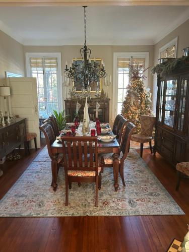 Jenny's Downtown Hideaway Bed and Breakfast - Jasper County, MS