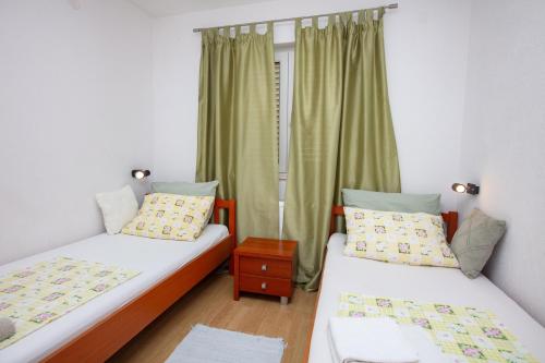 Apartment Zecevo Rtic 17129b - image 9