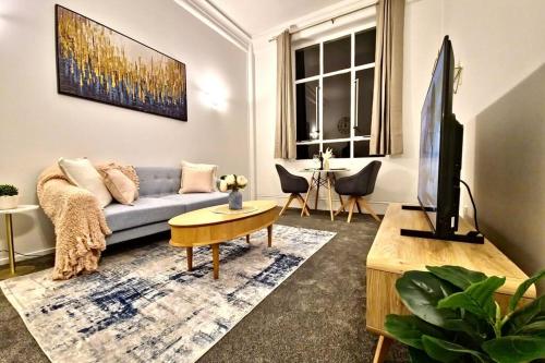 Heritage Luxe Retreat on Queens, Auckland