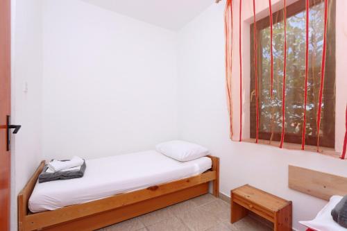 Apartments with a parking space Pag - 18345 - image 4