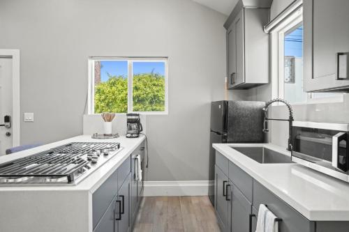 New Modern Cozy Guest House, Parking, Pet Friendly in Mar Vista!, Los Angeles (fotografie 7)