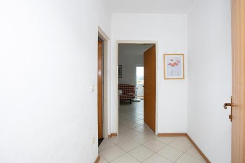 One-Bedroom Apartment with Balcony image 1