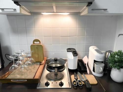 Serene 53 Sqm - BTS Thong Lo - Ultra Fast WiFi - image 5