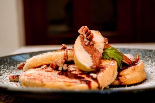 552175759 Casa Tavera- Adults Only