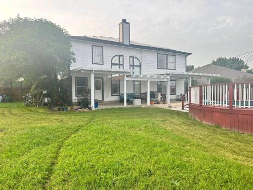 Beautiful spacious house, N Austin