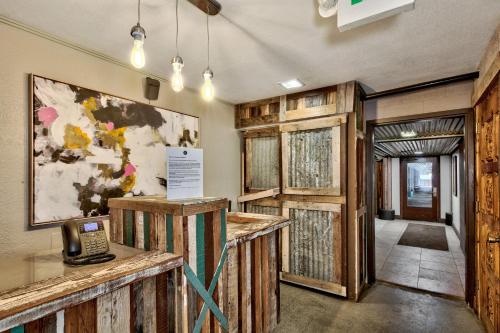 Inn at South Lake Tahoe - 로비