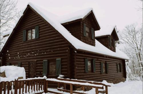 the log cabin image