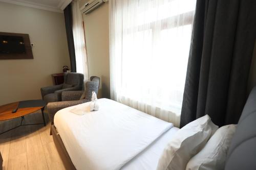 Triple Room image 10