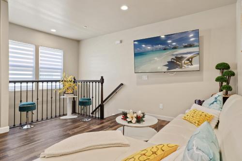 Welcome Townhome-Prime Location Orange County SoCal