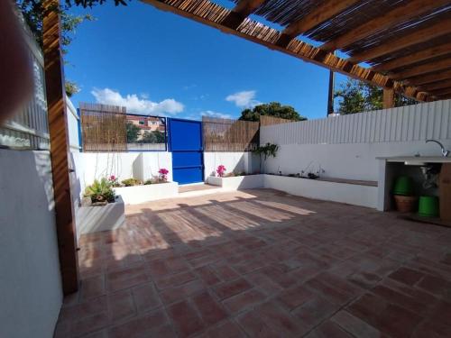 28 Casa do Avô - 2Km from the beach (28 Casa do Avo - 2Km from the beach) in Alfarim