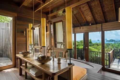 Shower, Six Senses Yao Noi in Phang Nga