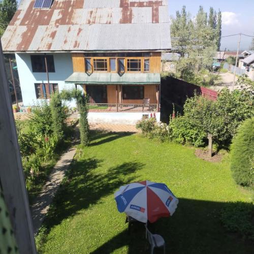 Elizabeth paying guest house Tangmarg gulmarg in Gulmarg