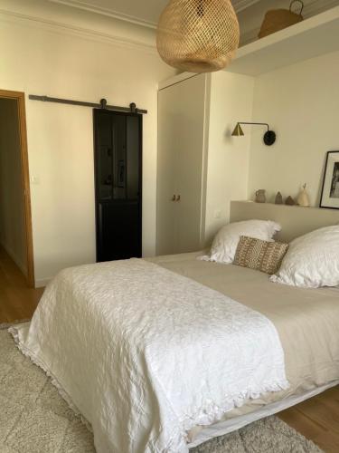 Grande chambre cosy - Pension de famille - Marseille