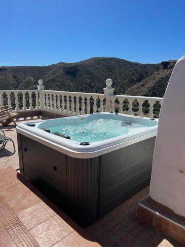 Self-catering apartment in a stunning location with poll & hot tub