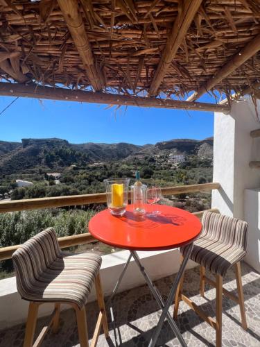 Rambla Retreats Apartment Naranja in a beautiful location with pool & hot tub