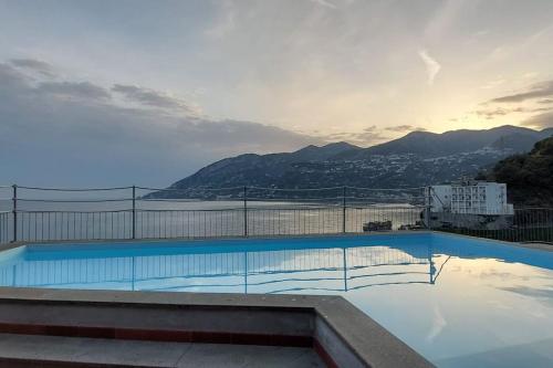 Felicity: Breathtaking View On Mediterranean Sea, Salerno