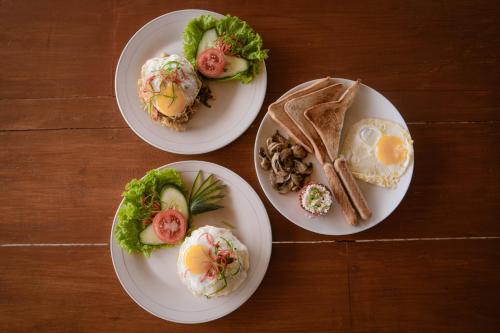 Food and beverages, The Green Ponci Bedugul in Bedugul