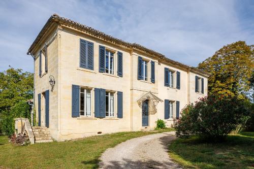 Maison de maître proche Bordeaux gîte à louer Carignan-de-Bordeaux