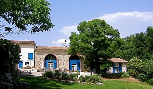 Фасада на хотела, Le Clos sainte Marie - Crouzette in Villespy