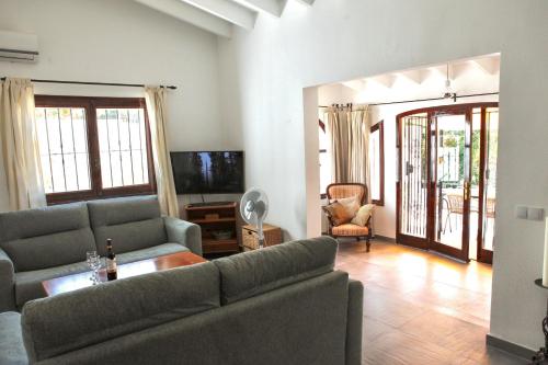 共用Lounge/電視區, La Novela 4 - by Holiday Rentals Villamar in 肯梅特斯