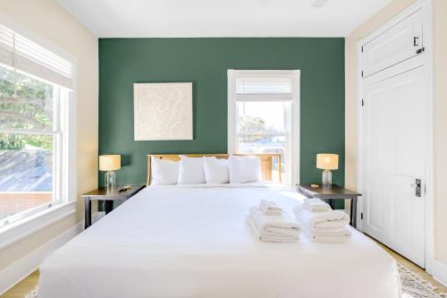 Aerie Loft in Biloxi, USA