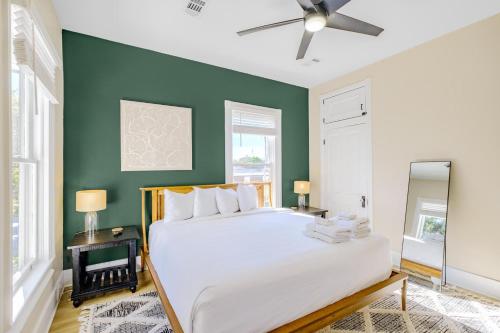 Aerie Loft in Biloxi, USA
