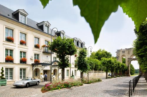 Auberge du Jeu de Paume - Hôtel - Chantilly