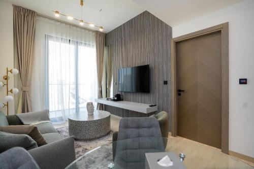 CitiHome Sleek and Stylish Brand New 1BR Apartment, Dubai (photo 2)