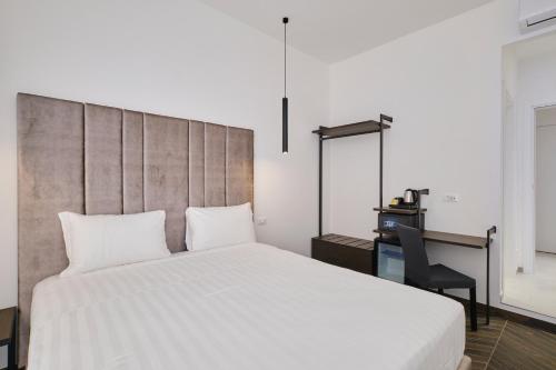 San Giovanni Retreat Room Type - Queen Room with Balcony