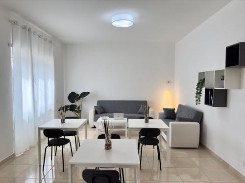 ORLANDO HOME-Parcheggio privato gîte à louer Cisterna di Latina
