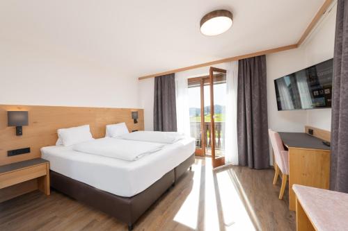 Hotel Alpenblick - image 2