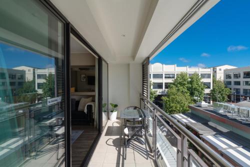 Luxury Waterfront Haven On Viaduct Harbour, Auckland (Foto 8)